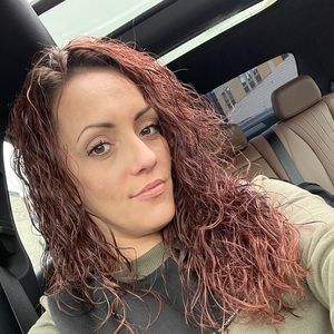 Meet your Posher, Brittney